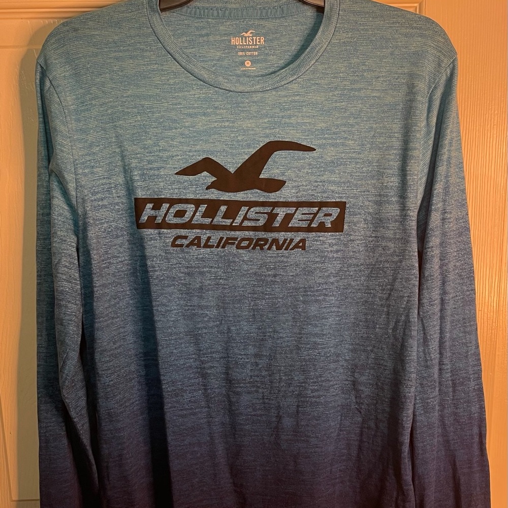 Blue & Black Hollister tee